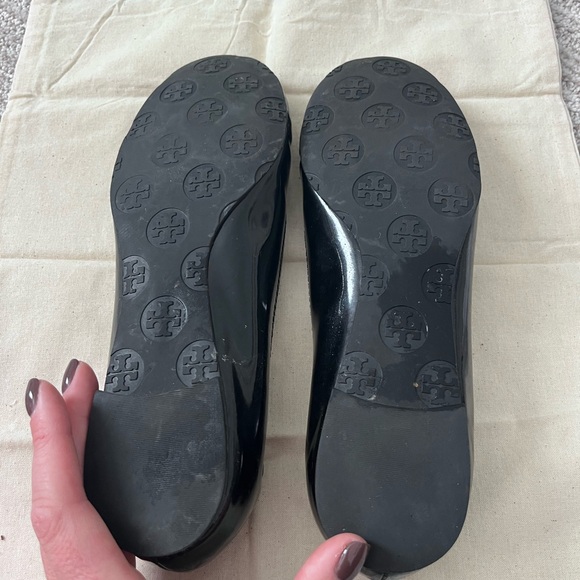 Tory Burch Minnie Travel Patent Leather Ballet Flats - Picture 4 of 4
